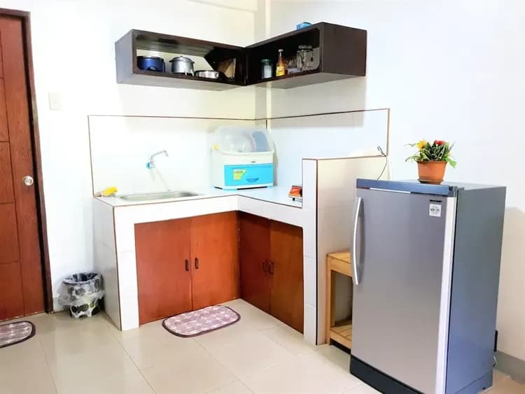 Private kitchenette