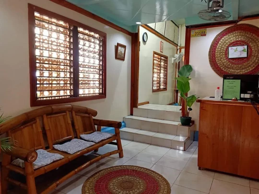 팔라완 주-Balai Vivencio Hostel