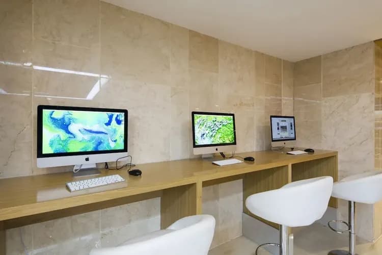 Check-in/check-out kiosk