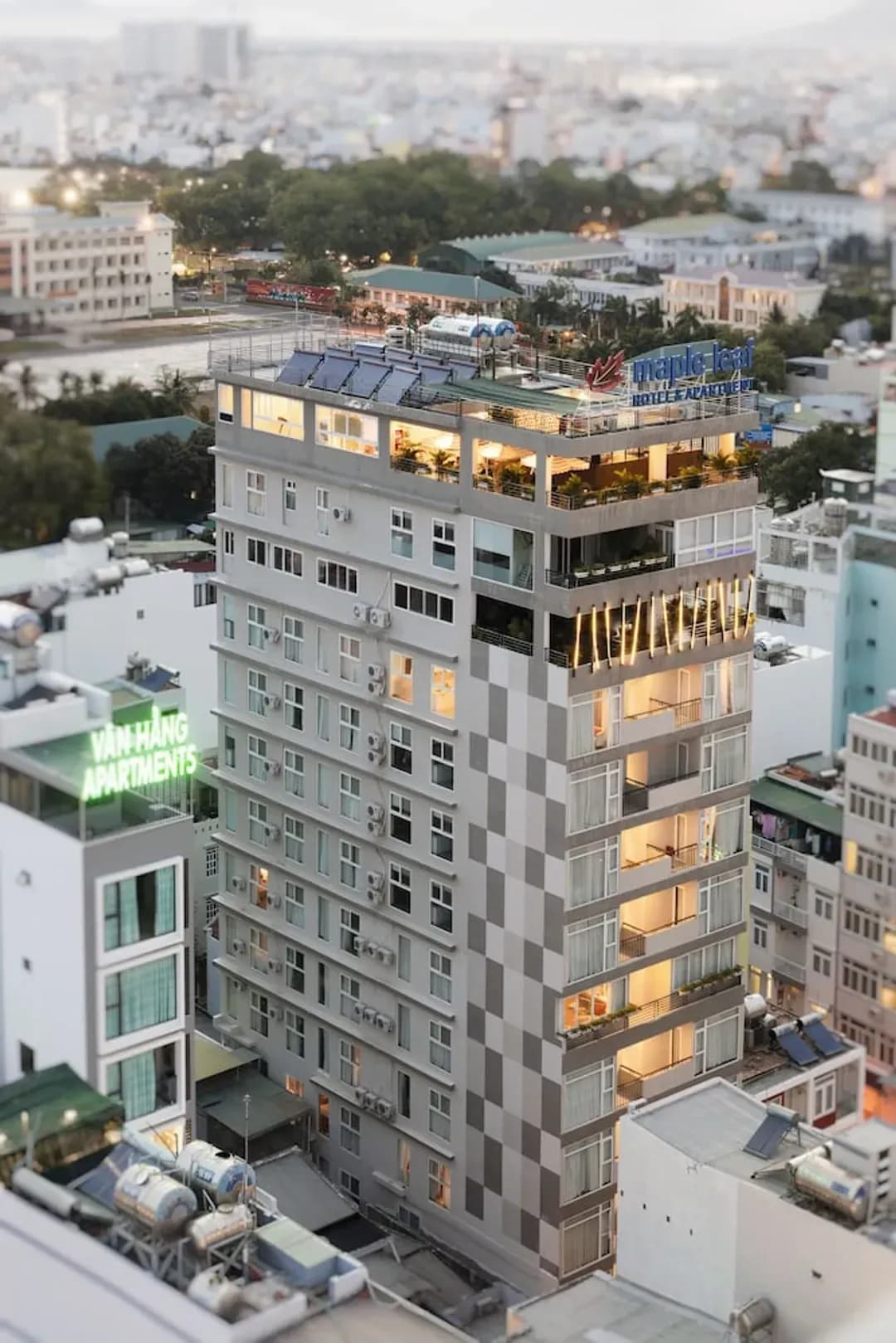 ニャチャン市-メープル リーフ ホテル & アパートメント