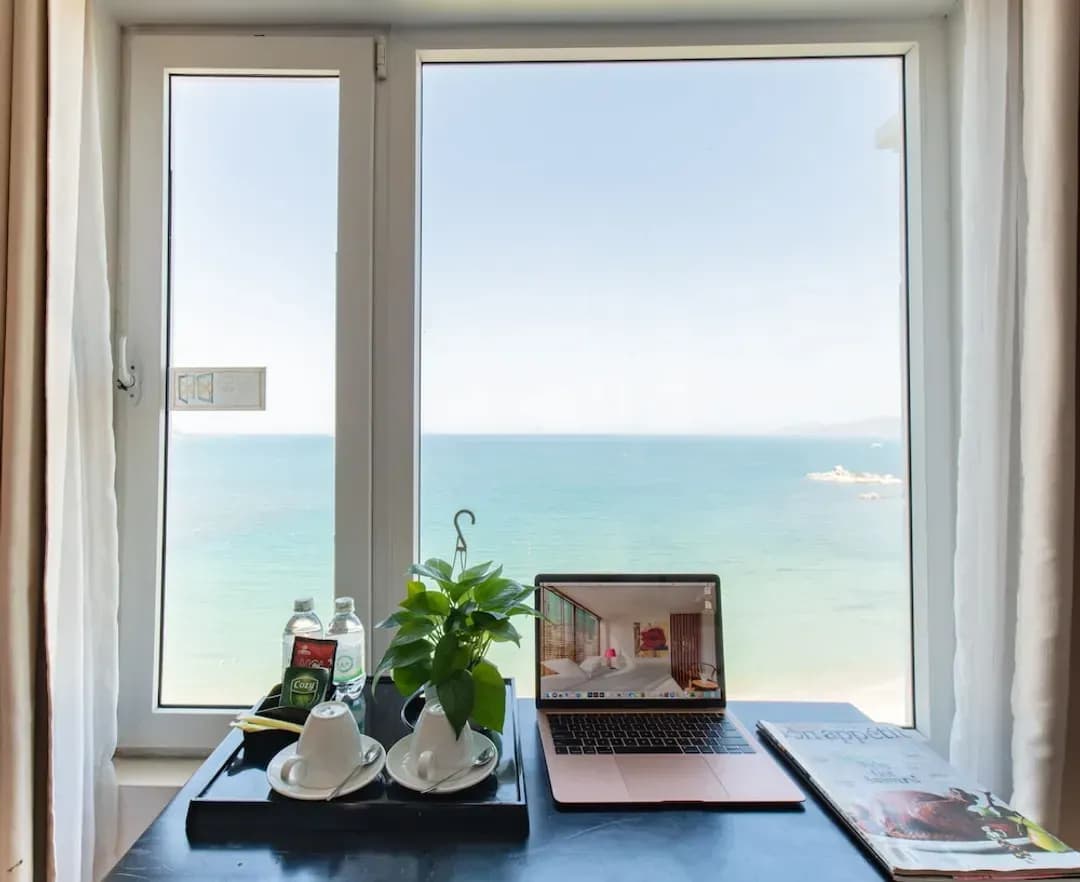 ニャチャン市-ベルビュー ホテル