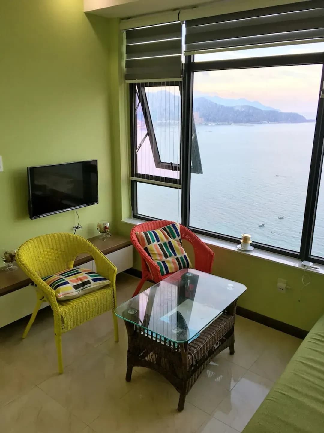 Nha Trang City-Seaview Front Apartment