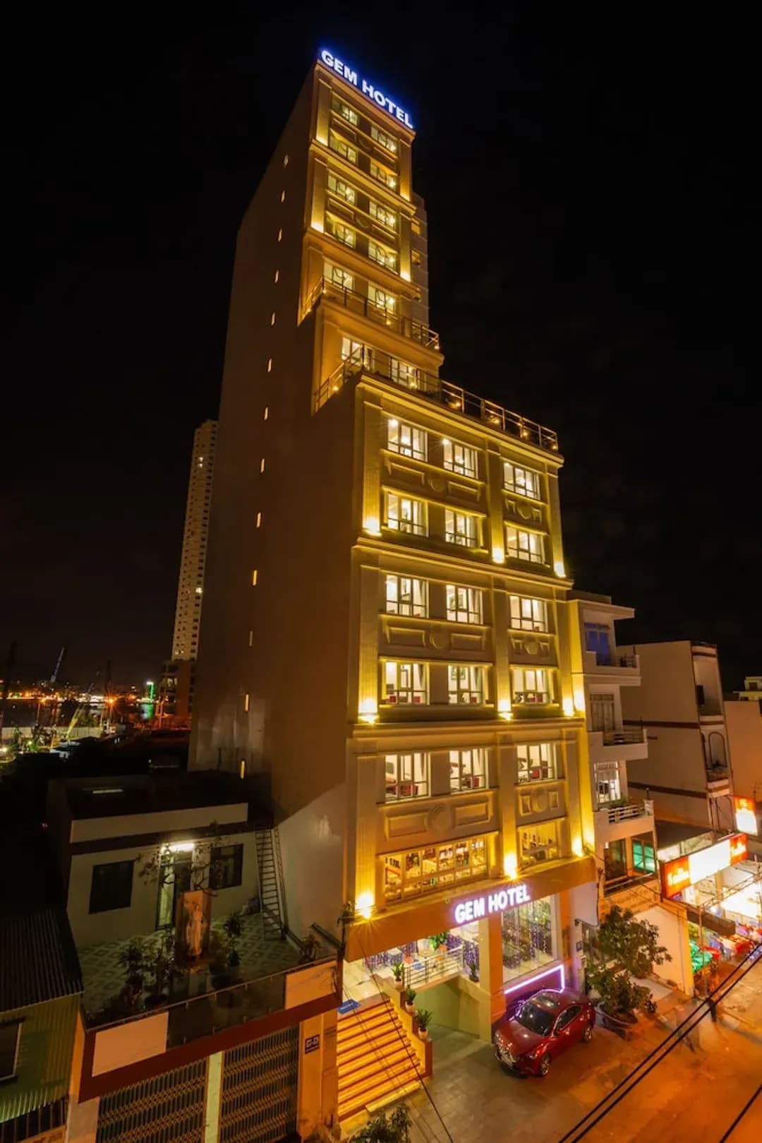 ニャチャン市-ジェム ホテル