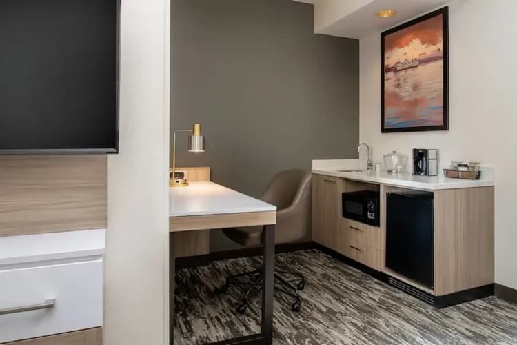 Private kitchenette