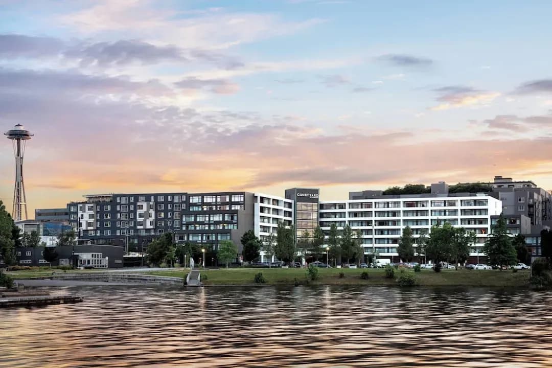 金郡-西雅圖市中心聯合湖萬怡飯店