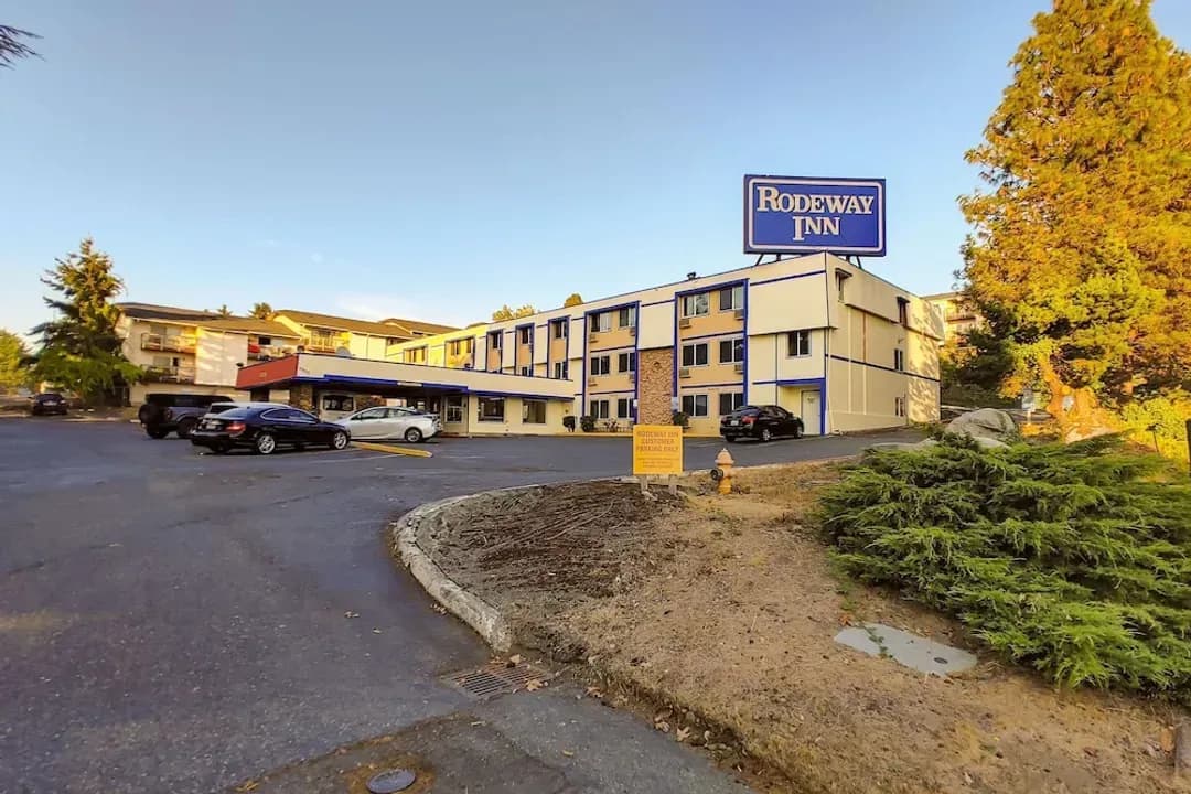 金郡-羅德威飯店