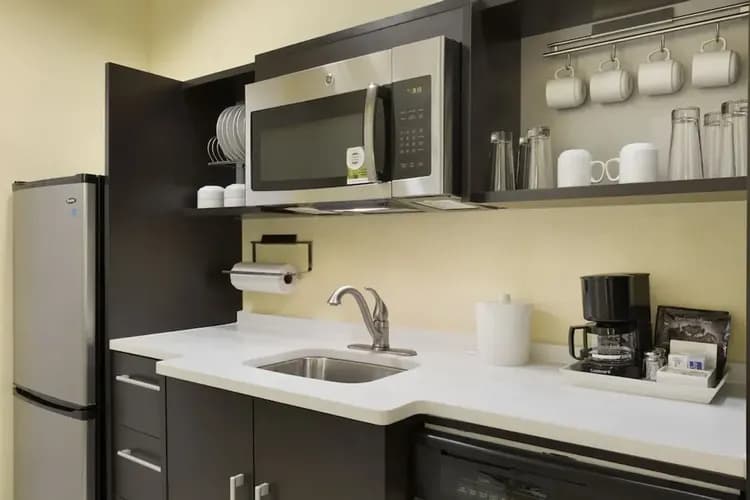 Private kitchenette