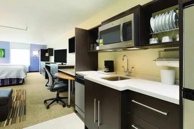 Private kitchenette
