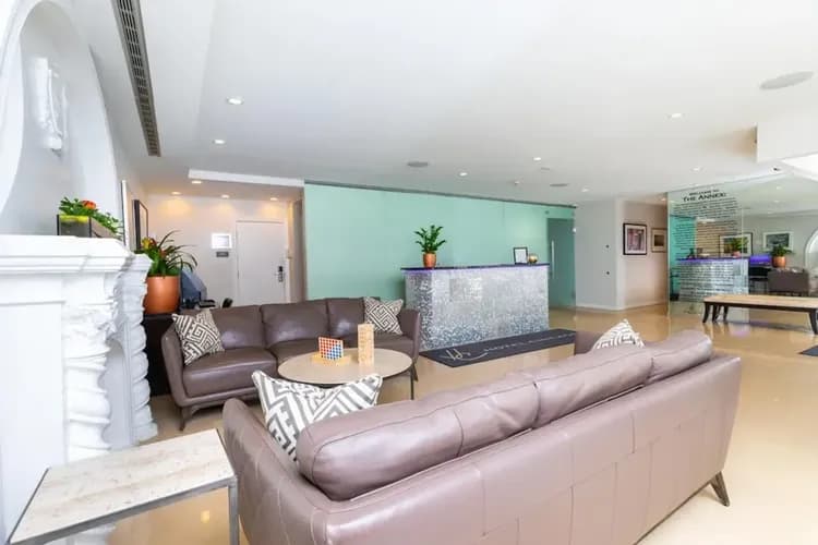 Check-in/check-out kiosk