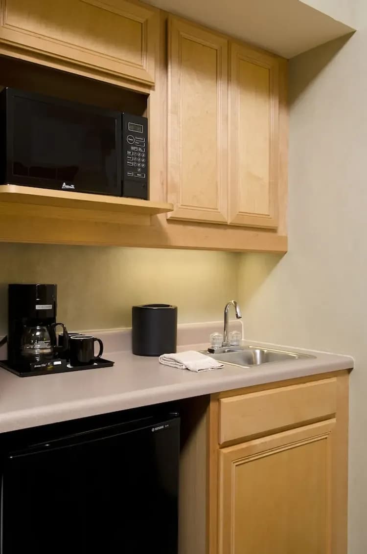 Private kitchenette
