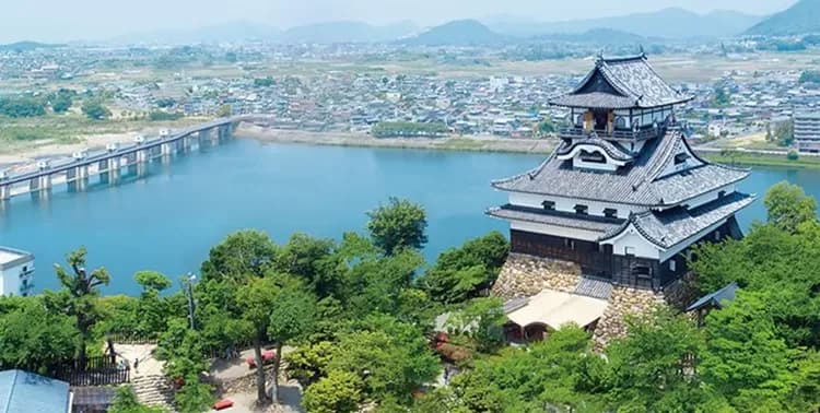 KHH雪壁傳奇～立山黑部、合掌村兼六園、惠那峽遊船、上高地溫泉香六日