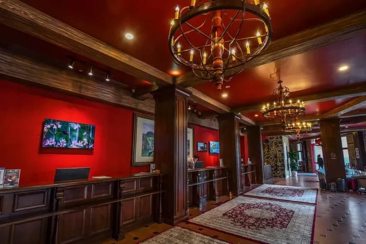 巴拿山美居酒店(乙晚)