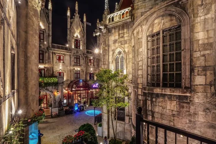 巴拿山美居酒店(乙晚)