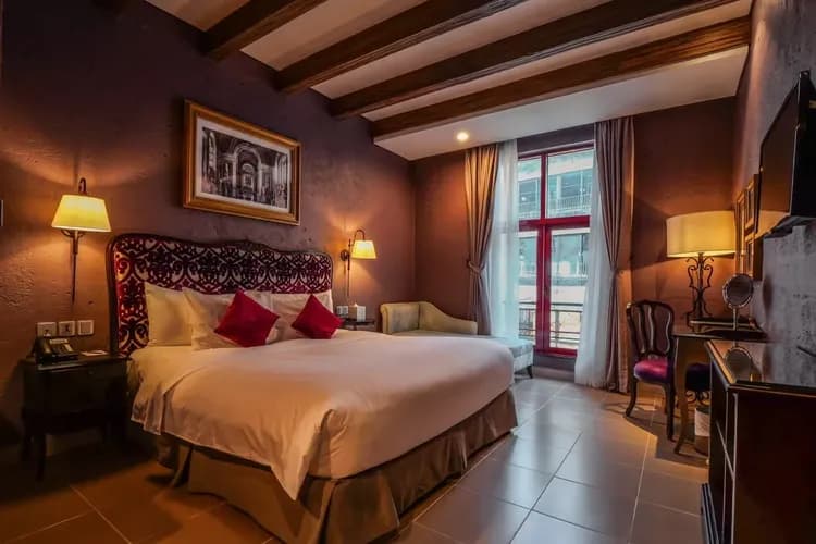 巴拿山美居酒店(乙晚)