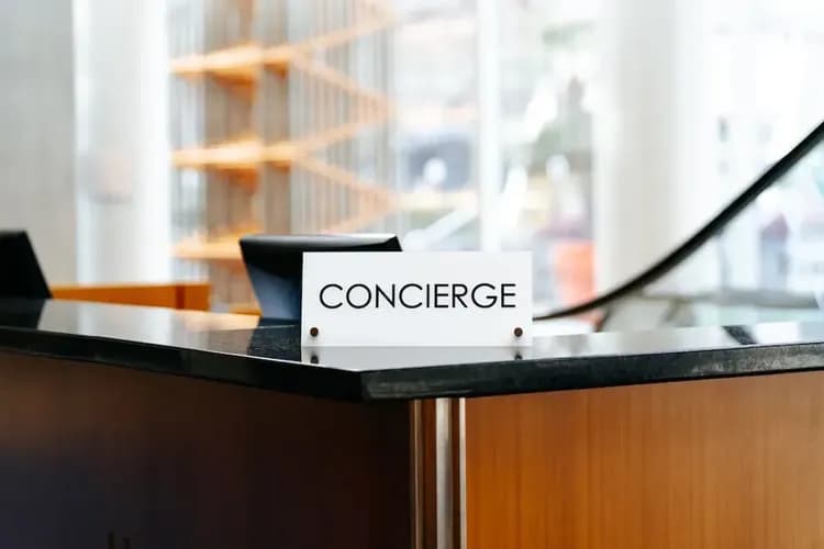 Concierge desk