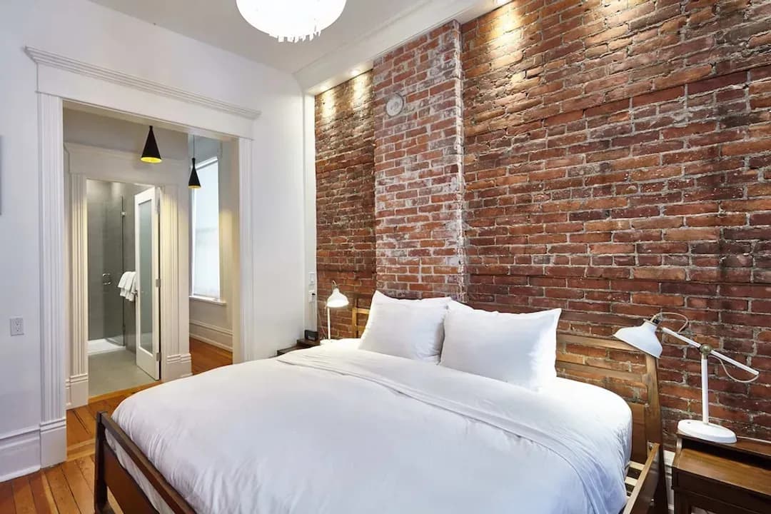 British Columbia-Victorian Hotel