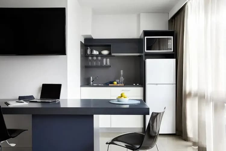 Private kitchenette