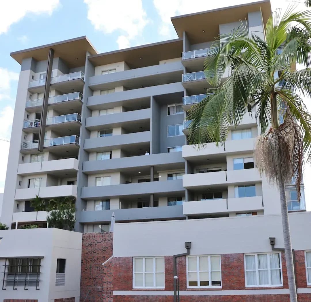 Queensland-Frisco Apartments