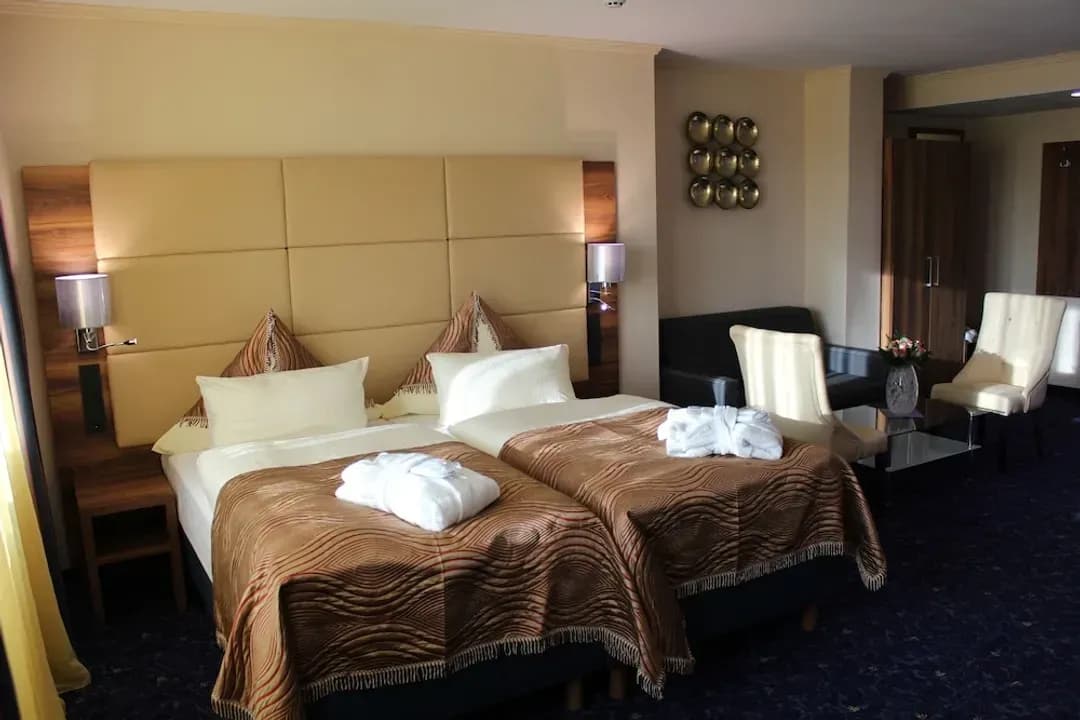 Hessen-Grand Hotel Empire Frankfurt