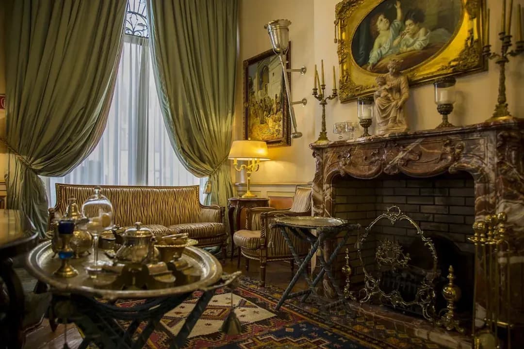 롬바르디아-프티 팔레 호텔 드 샤르므