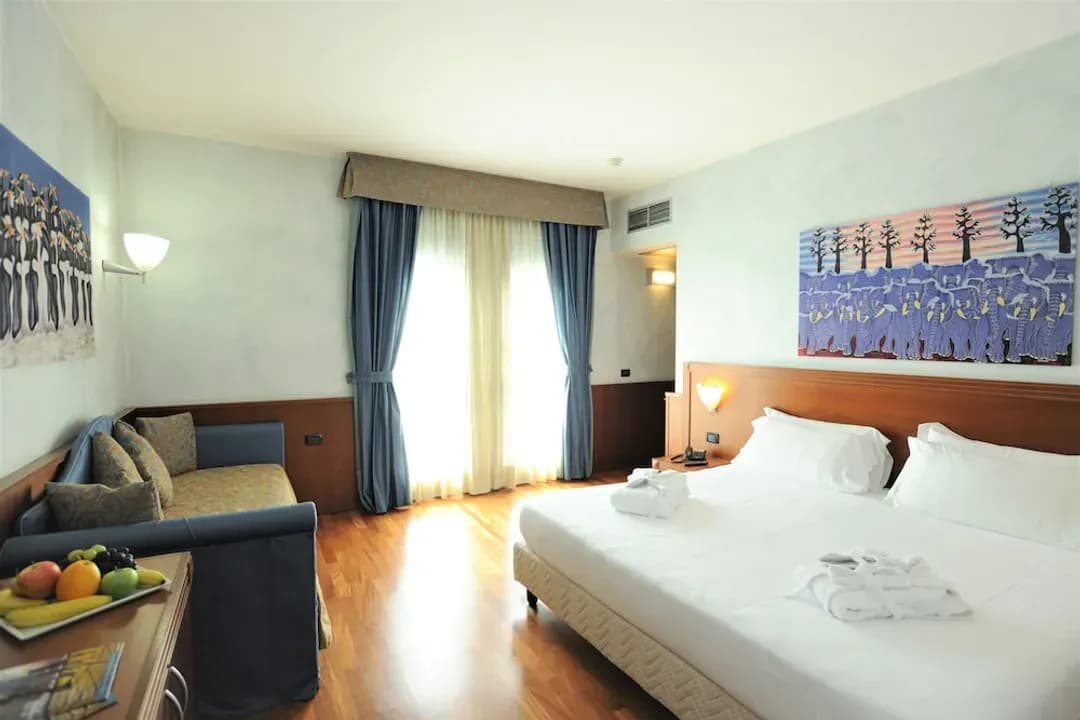 倫巴第大區-拉菲羅飯店