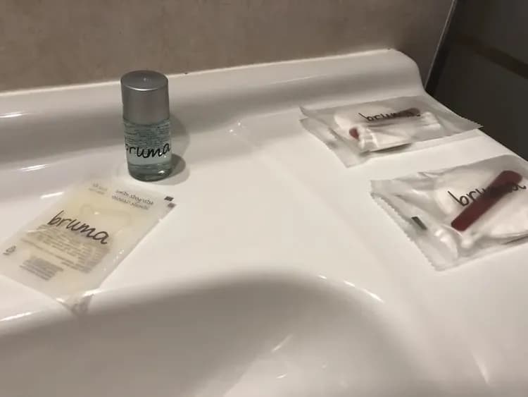 Bathroom amenities