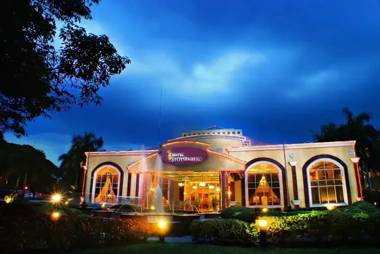 Front of property - evening/night