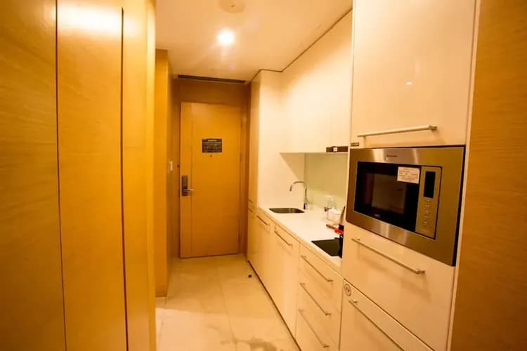 Private kitchenette
