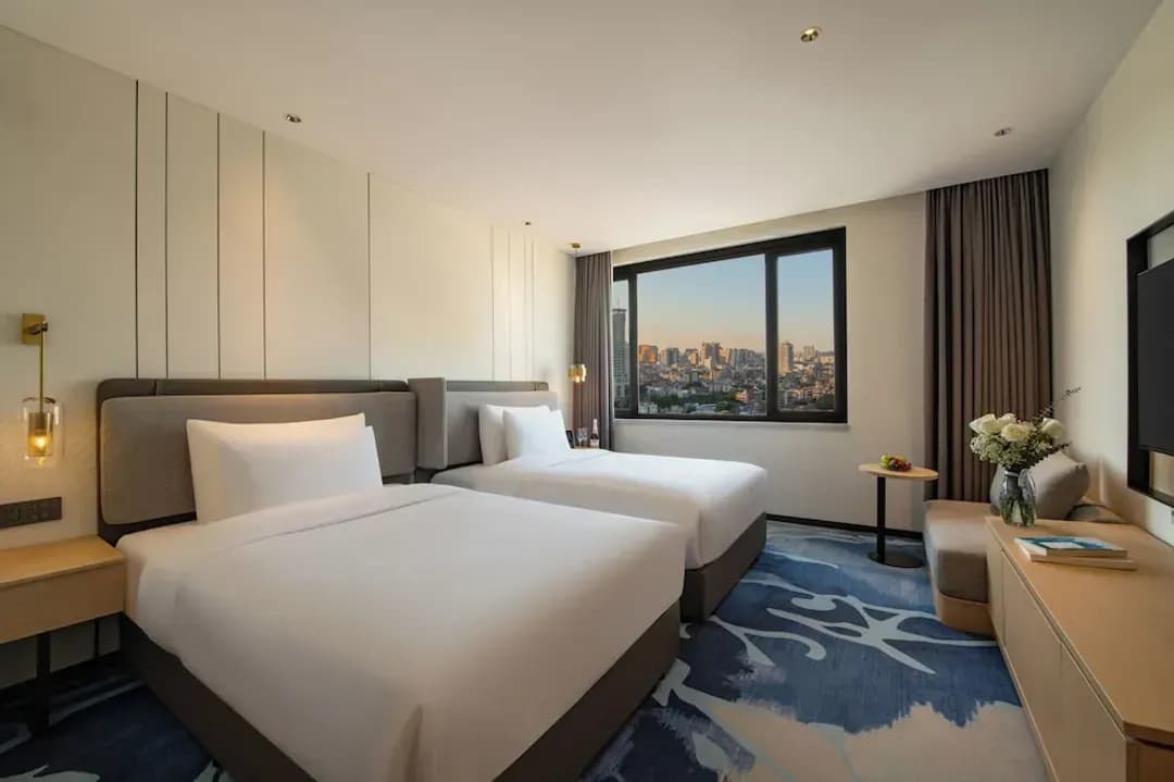 Guangzhou City-Guangzhou Hotel - Canton Fair Free Shuttle Bus