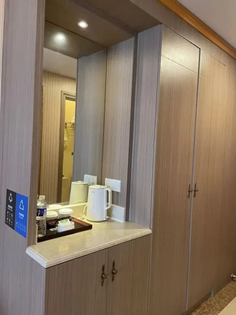 Minibar