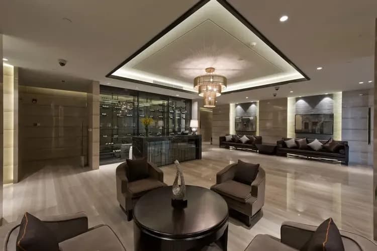 Lobby lounge