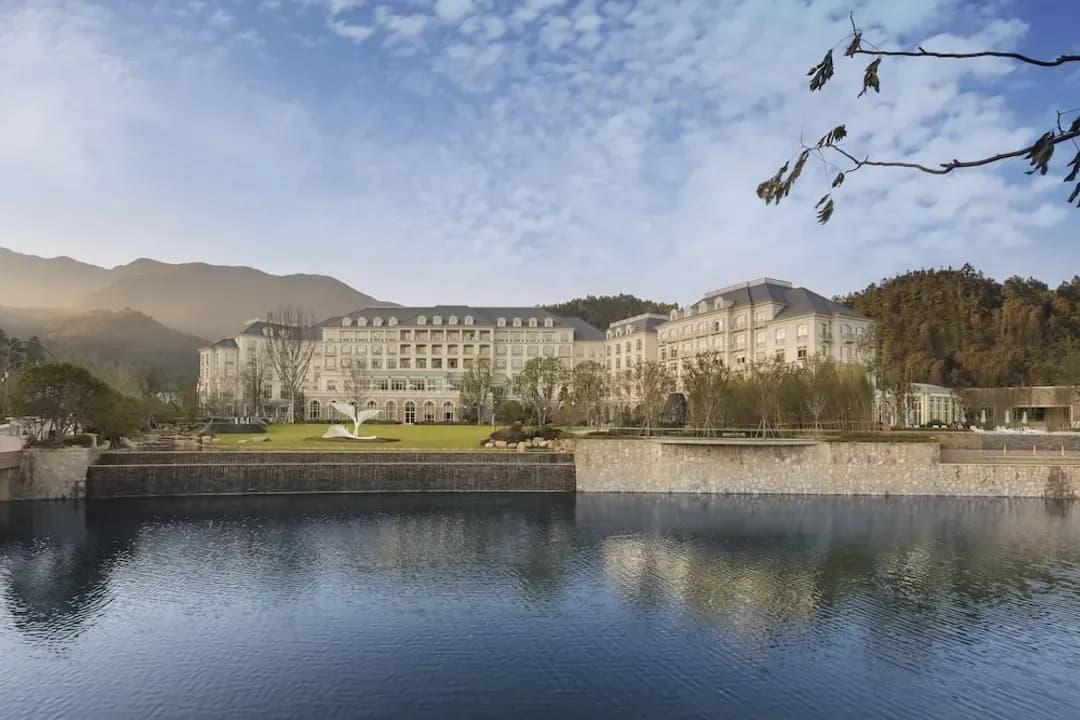 杭州市-杭州鸕鳥新湖希爾頓花園酒店