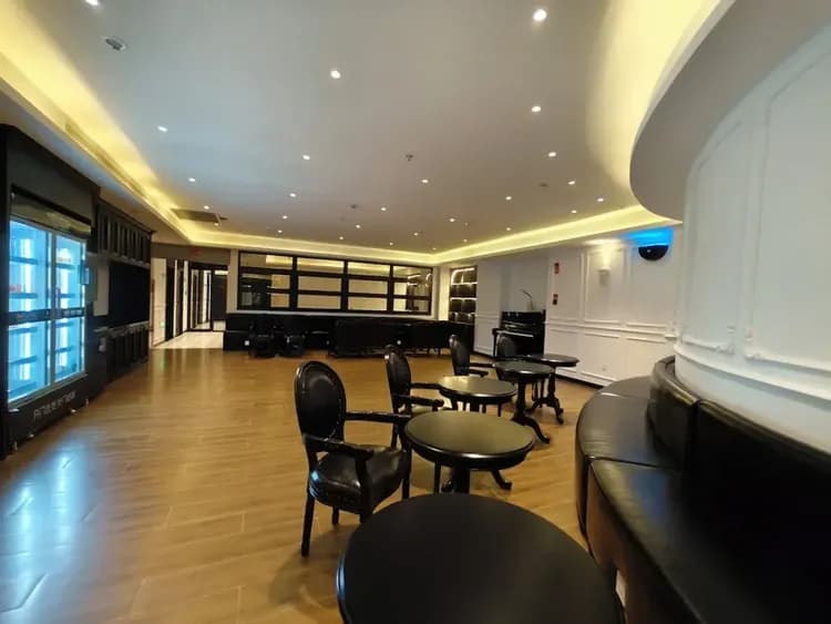 Reception hall
