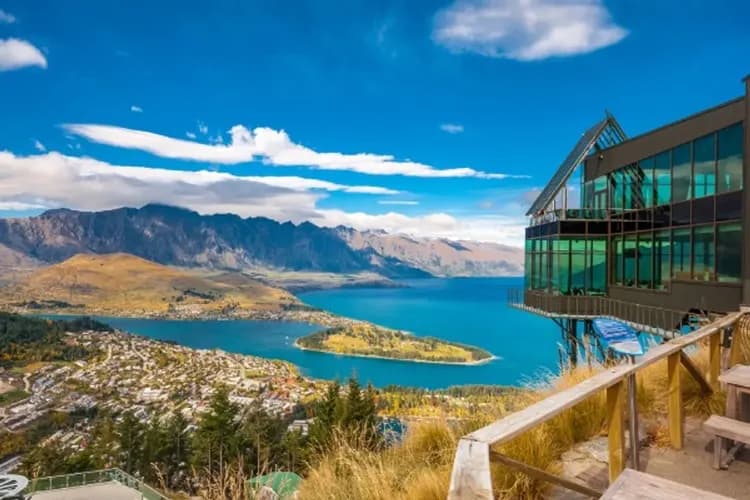 皇后鎮天際纜車(百匯自助餐)