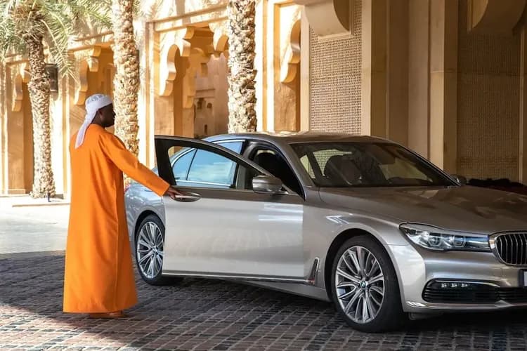 Check-in/check-out kiosk