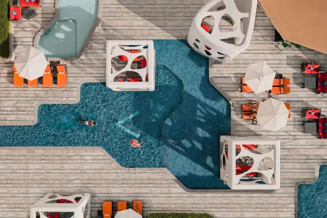 Dubai-V Hotel Dubai, Curio Collection by Hilton