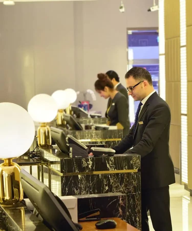 Check-in/check-out kiosk