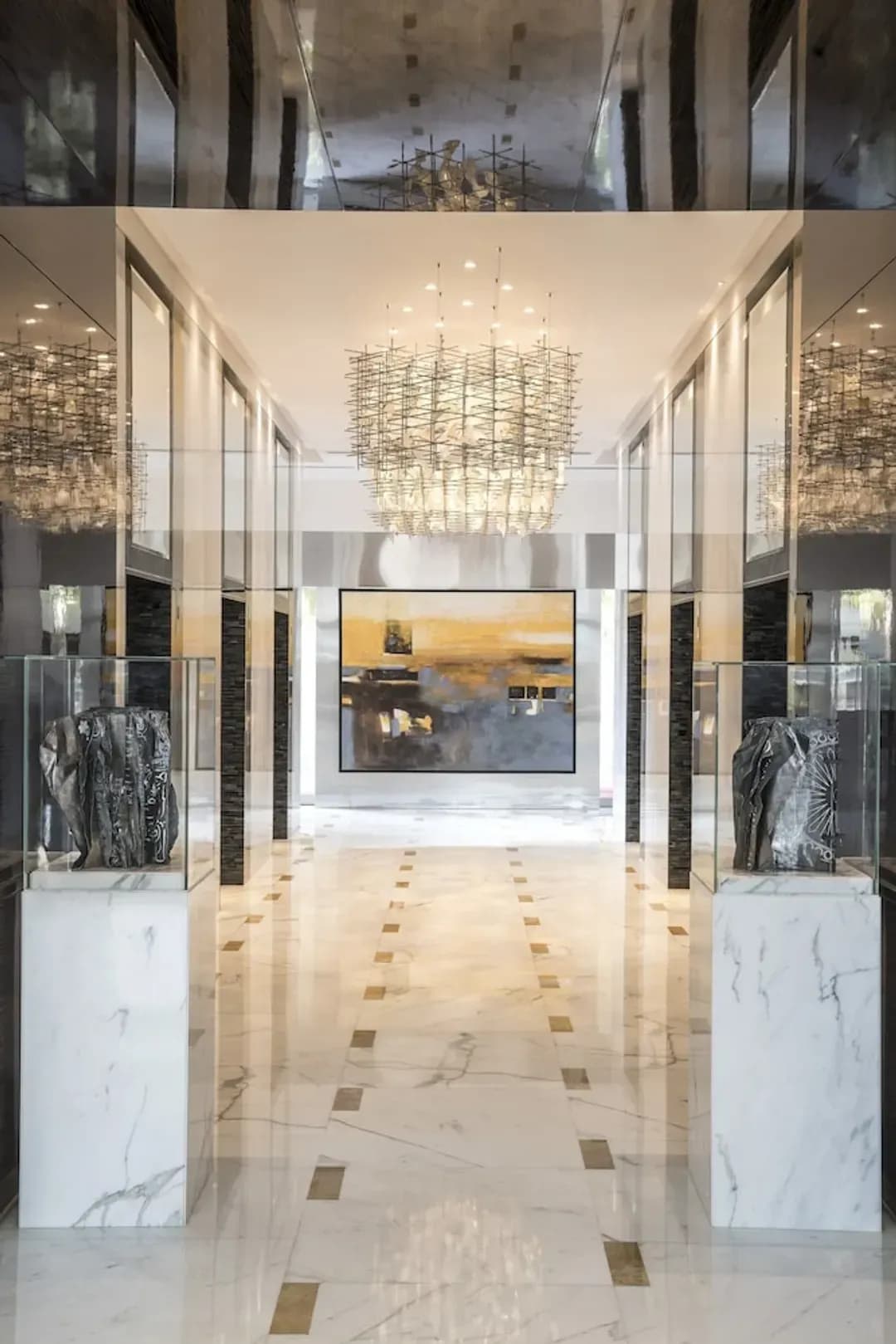 Dubai-Shangri-La Residences and Apartments