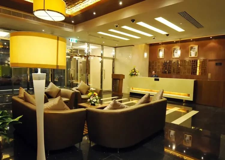 Check-in/check-out kiosk