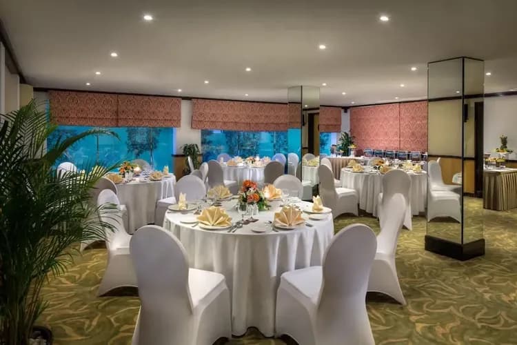 Banquet hall