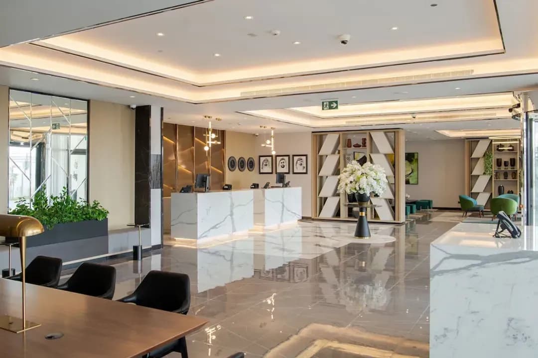 杜拜-達馬克山 2 飯店, Rotana 旗下 Edge 飯店