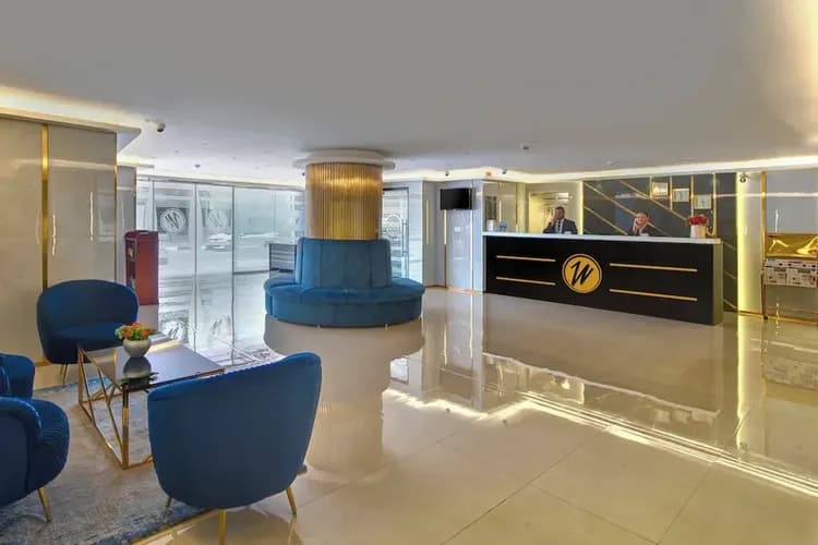 Lobby lounge