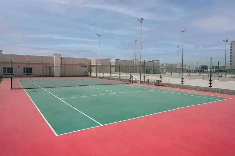Tennis court
