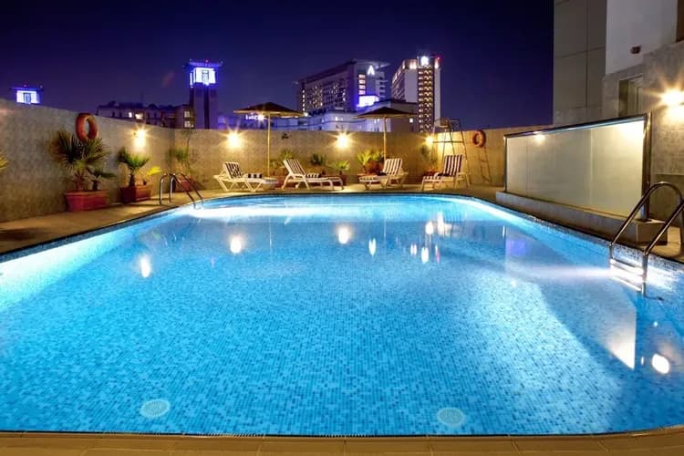 Rooftop pool