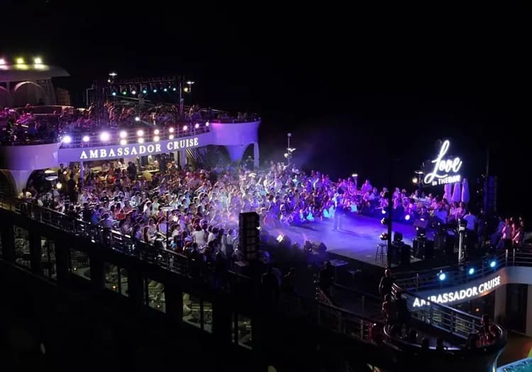 國賓號夜間派對&amp;娛樂郵輪