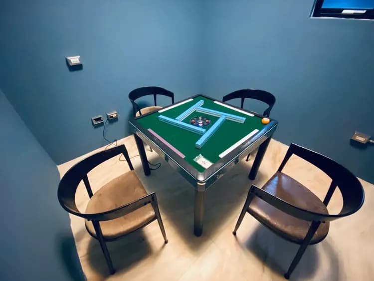 l墾丁包棟民宿lantique恆春古城工業風四臥室10人包棟IG I電動麻將l k歌l烤肉l德州撲克桌遊I步行車站三分鐘2025新開幕lline Id Kenting-timehouse-7