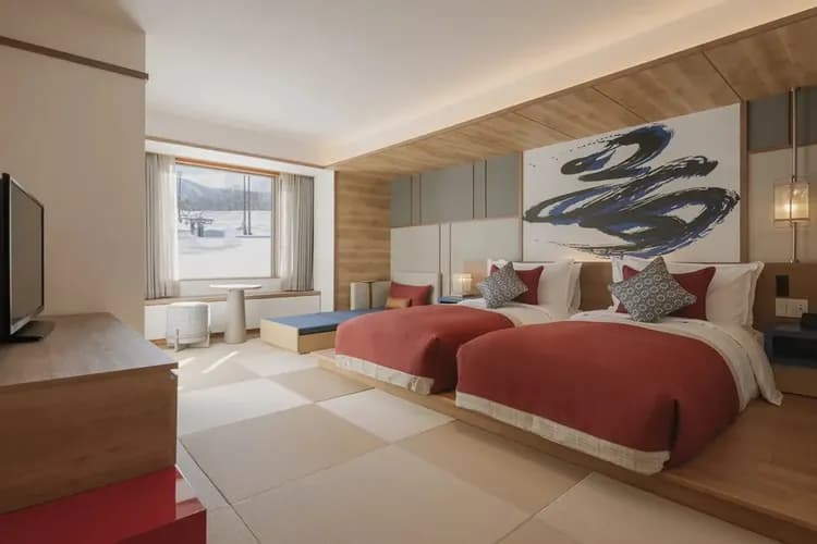 三人標準房-帶榻榻米起居室