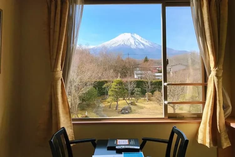 精選富士山飯店丨富士山景觀房乙晚