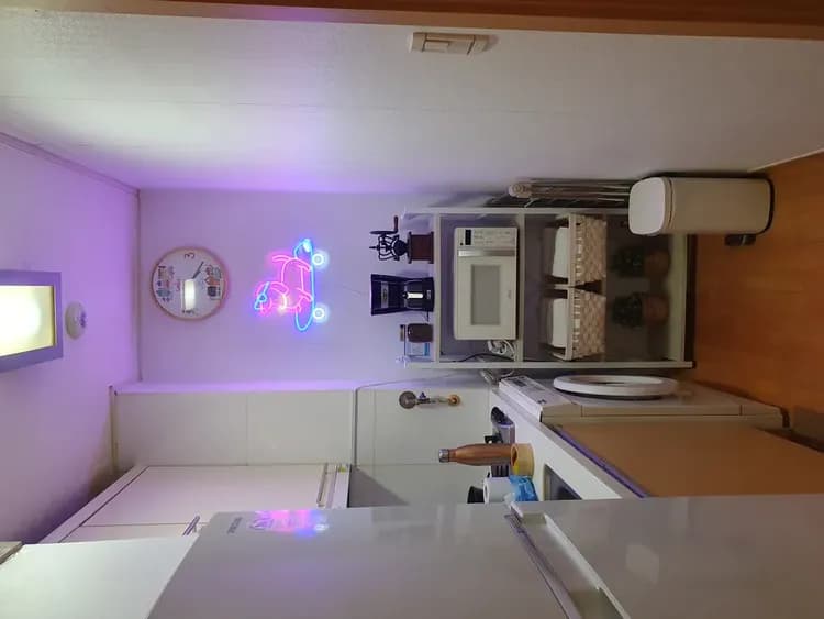 Hongik Univ Stn Exit 3 10sec (4 Single Beds)-17