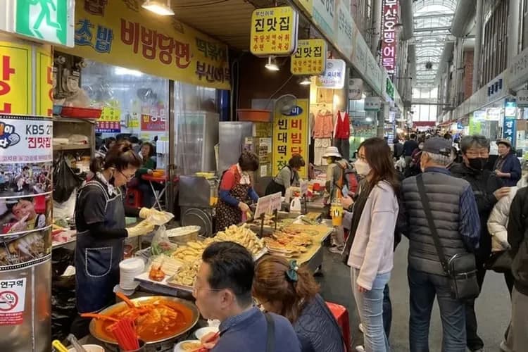 早鳥預購369｜釜山旅遊｜全程無購物.升等五星飯店海景房.絕美WAVEON看海喝咖啡.浦項運河遊船.天空彩色膠囊列車五日-5